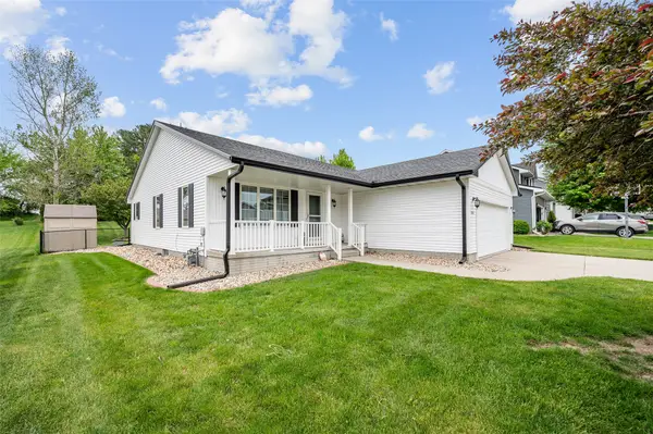 1018 E 18th Street S, Newton, IA 50208