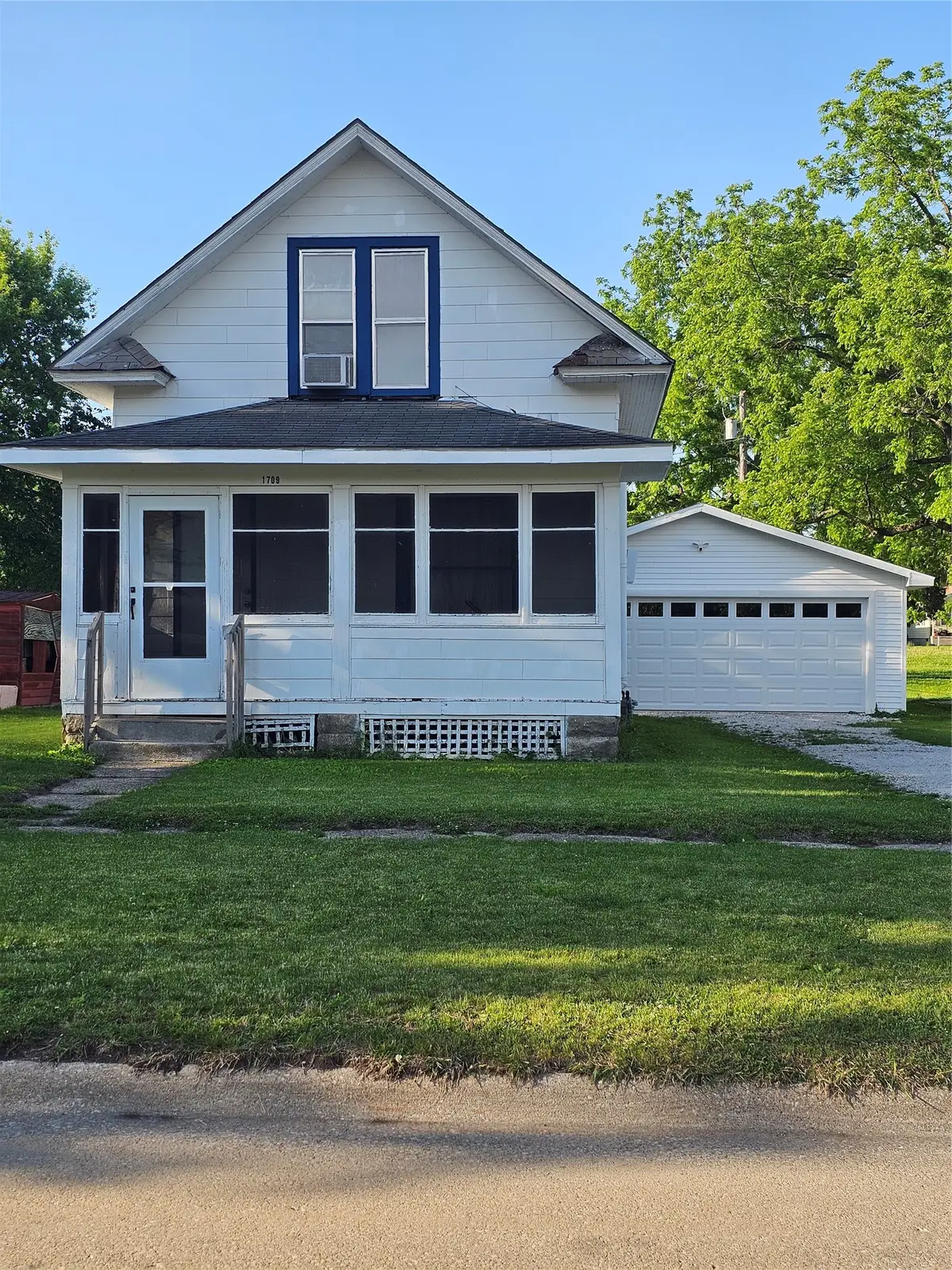 1709 Iowa Street, Perry, IA 50220 - #1