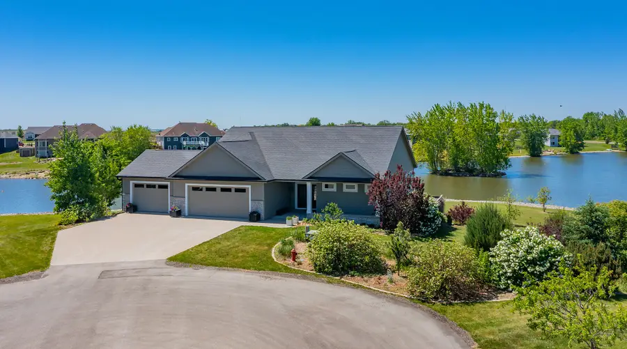 207 North Point Lane, Dallas Center, IA 50063 - #2