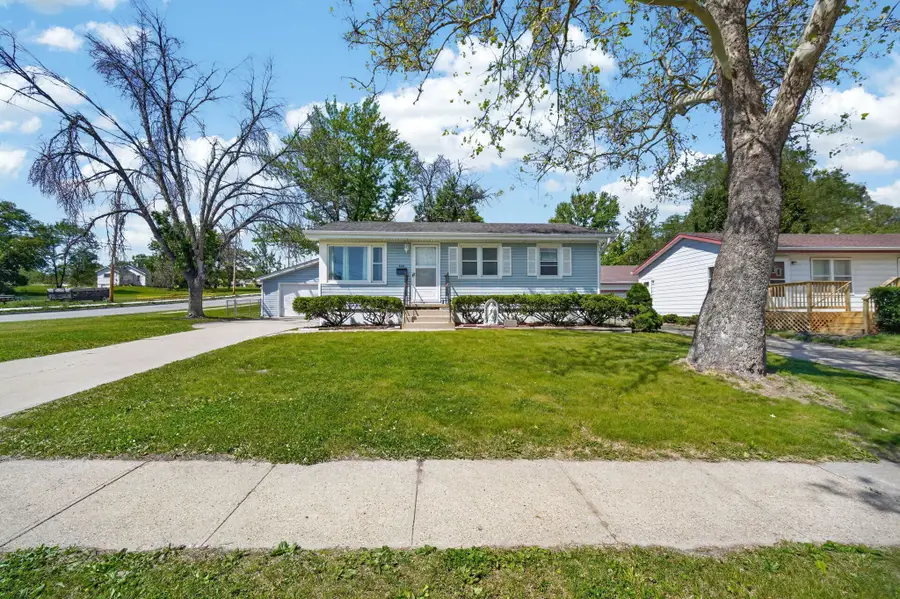 500 E Titus Avenue, Des Moines, IA 50315 - #2
