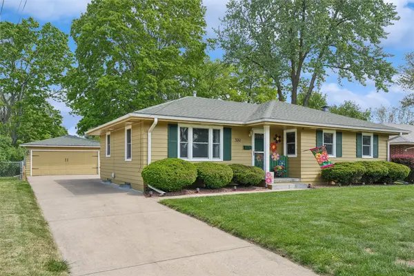 3211 Bel Aire Road, Des Moines, IA 50310