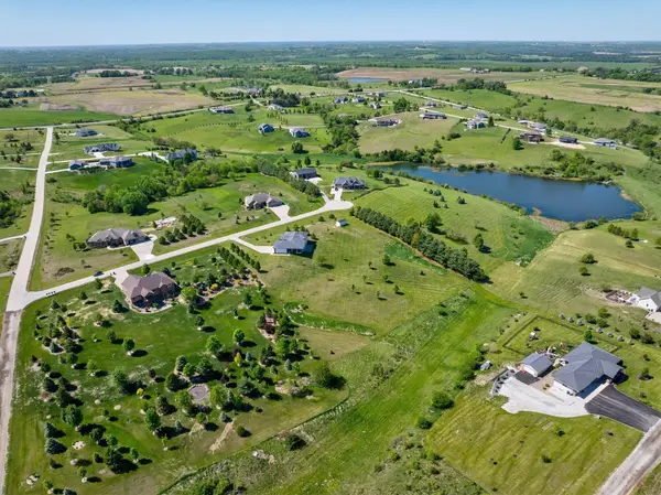 2985 142nd Court, Van Meter, IA 50261