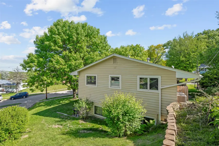 2515 Welbeck Road, Des Moines, IA 50310 - #3