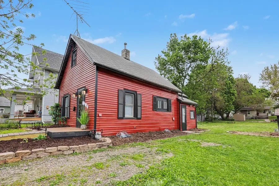 1810 E Walnut Street, Des Moines, IA 50316 - #3