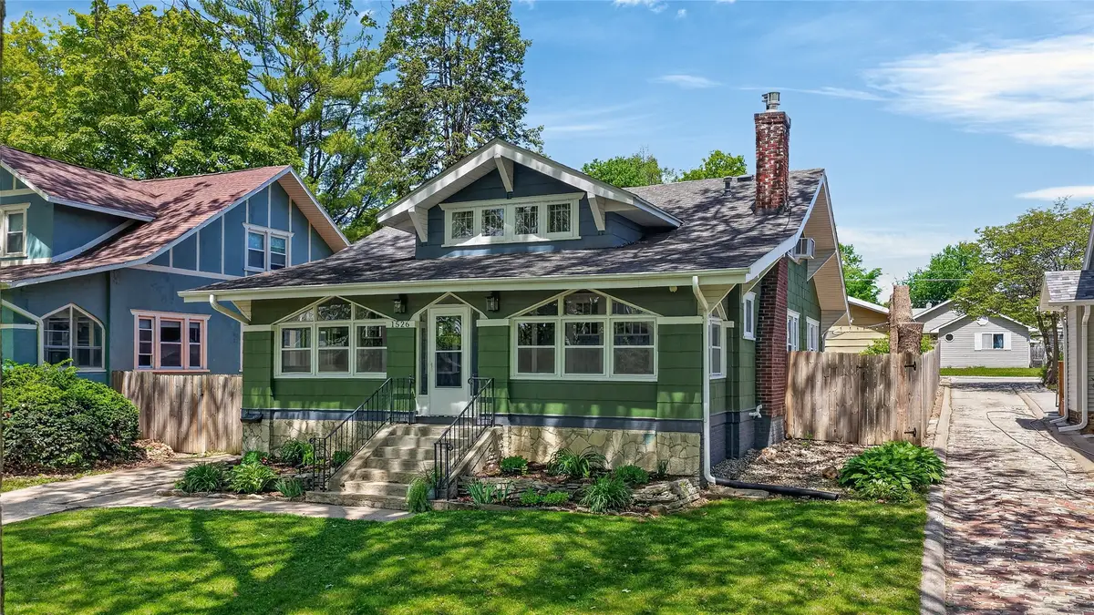 1526 Thompson Avenue, Des Moines, IA 50316 - #1