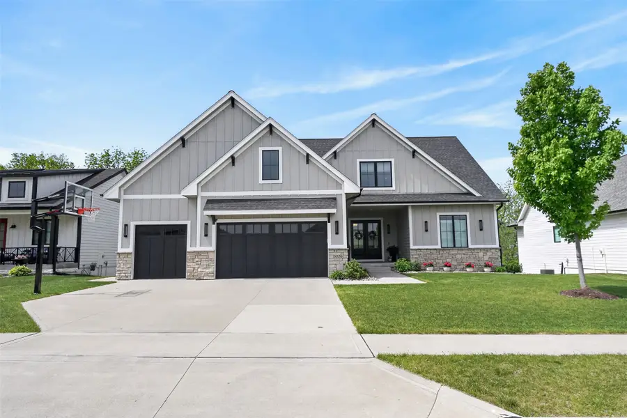 3536 NW 178th Street, Clive, IA 50325 - #2