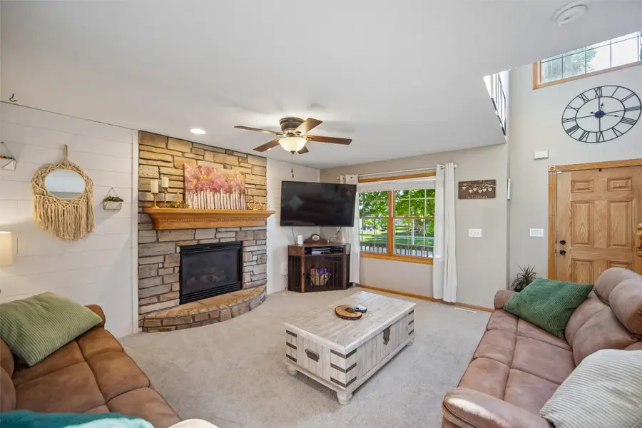 1710 3rd Avenue Se, Altoona, IA 50009 - #3