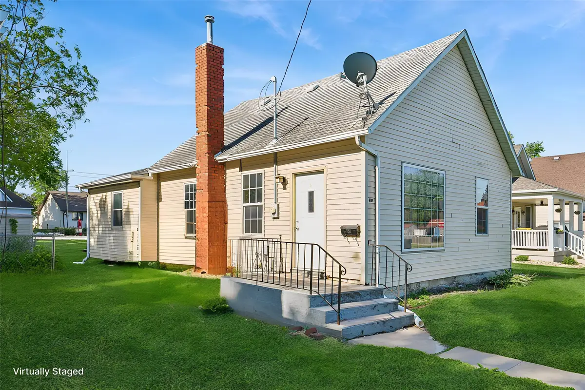 409 W Broadway Street, Colfax, IA 50054 - #1