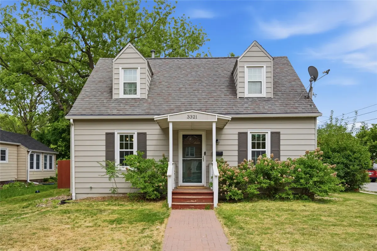 3321 52nd Street, Des Moines, IA 50310 - #1