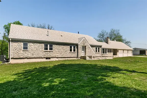 4390 E Broadway Avenue, Des Moines, IA 50317