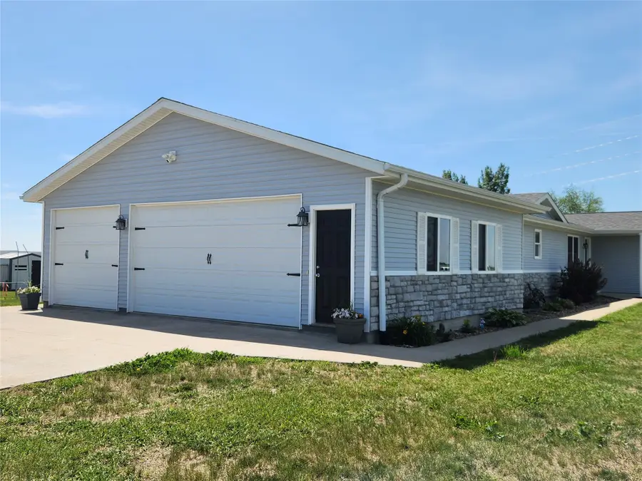 1802 Elk Horn Trail, Summit, IA 50214 - #2