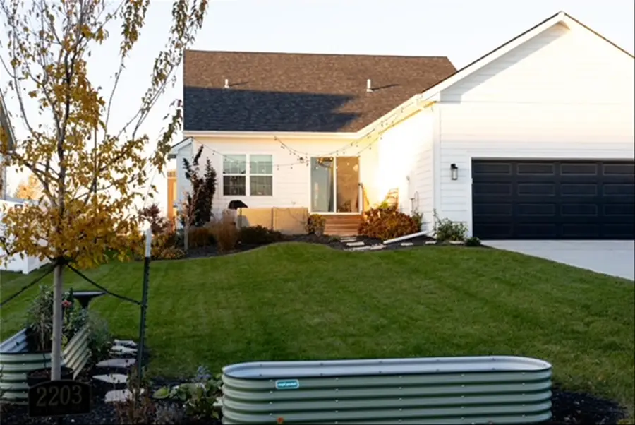 2203 SW Vintage Parkway, Ankeny, IA 50023 - #2