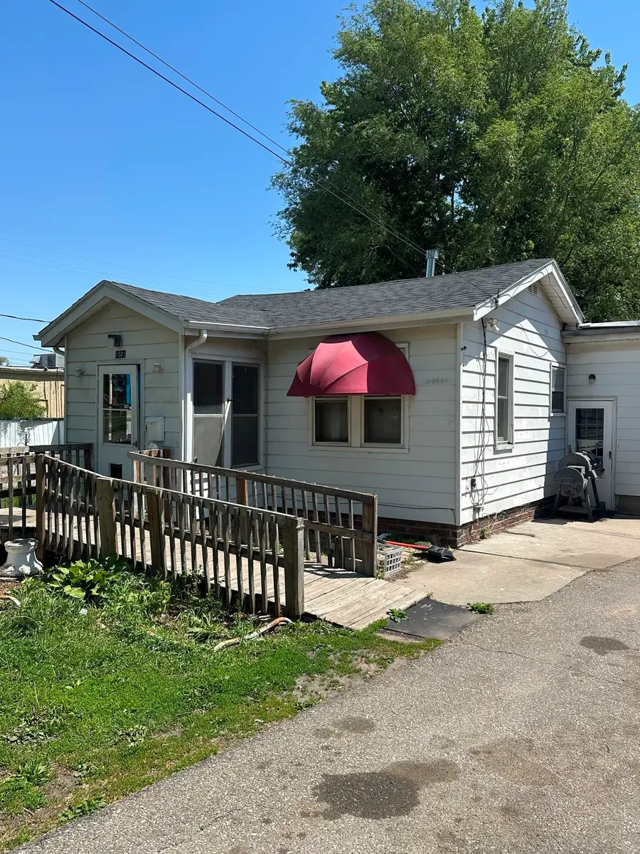 1501 E 25th Street, Des Moines, IA 50317 - #3