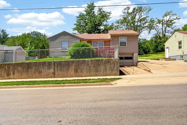 3022 S Union Street, Des Moines, IA 50315