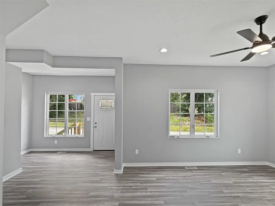 1235 5th Avenue, Des Moines, IA 50314 - #3