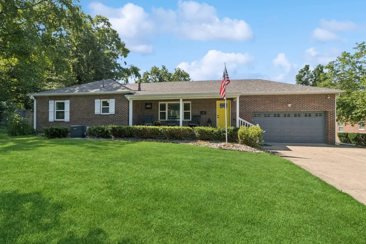 6900 Forest Court, Windsor Heights, IA 50324 - #1