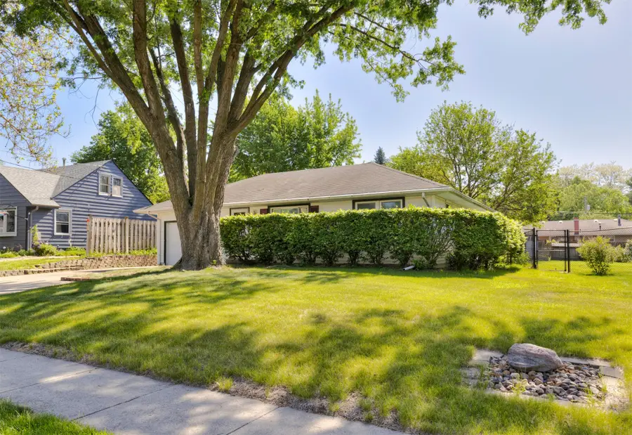 2401 Tomlin Lane, Des Moines, IA 50317 - #3