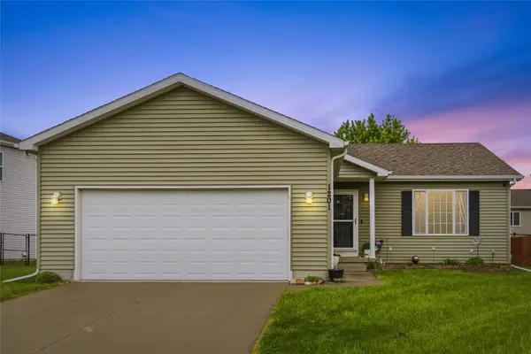 1201 Michael Street Se, Bondurant, IA 50035