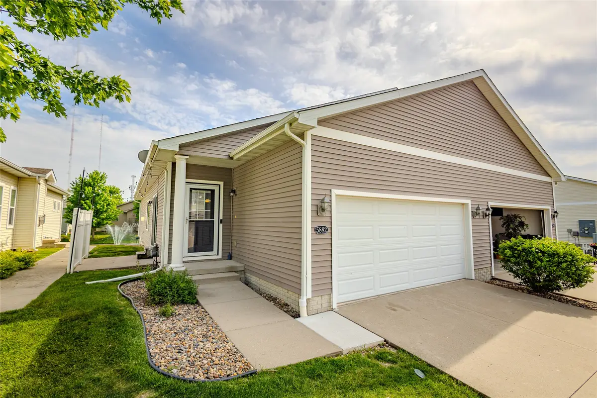 5882 Marble Circle, Johnston, IA 50131 - #1