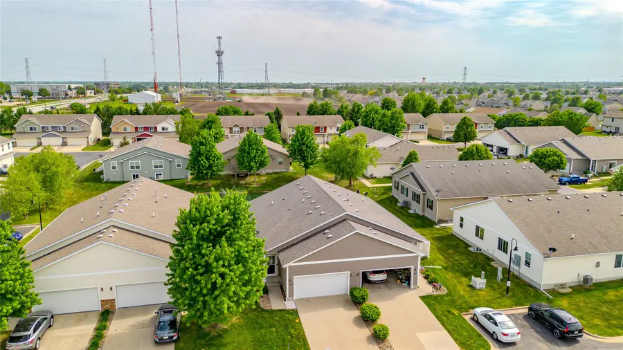 5882 Marble Circle, Johnston, IA 50131 - #3