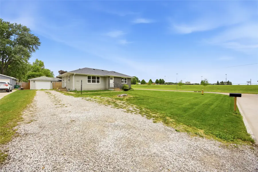 1127 Maple Avenue, Norwalk, IA 50211 - #2