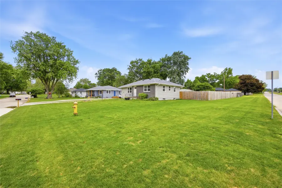 1127 Maple Avenue, Norwalk, IA 50211 - #3
