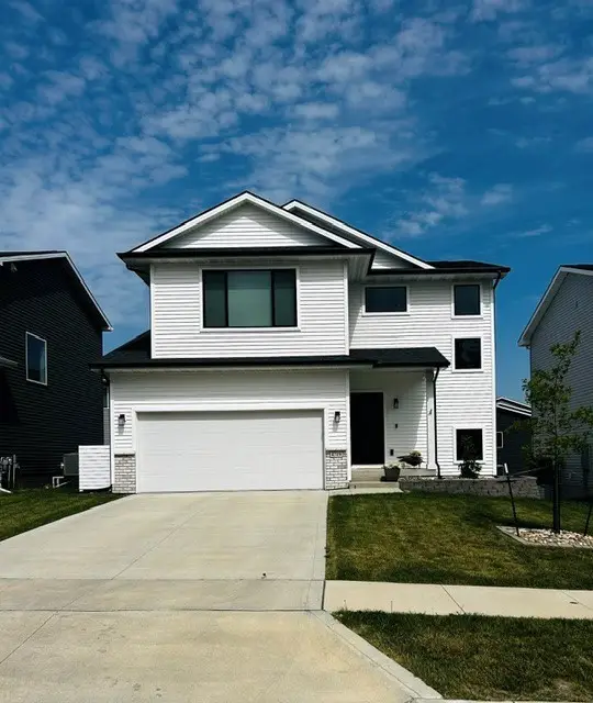 4719 167th Street, Urbandale, IA 50323