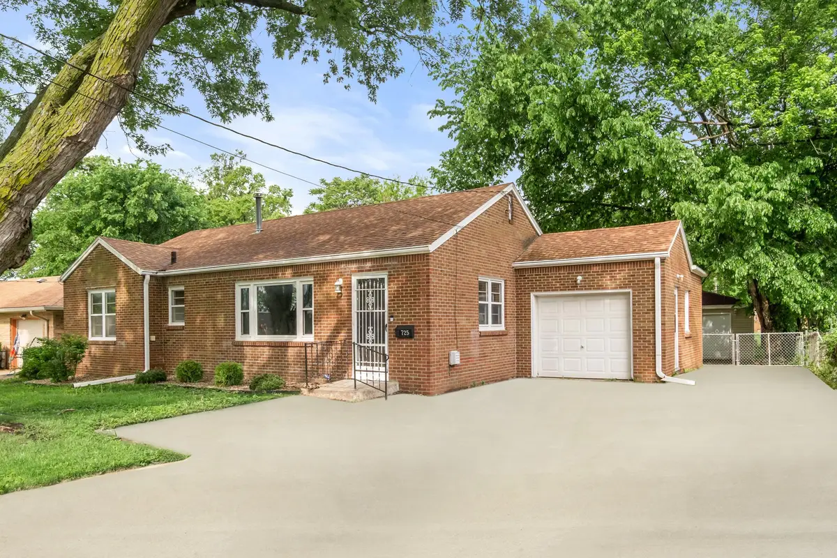 1725 Grand Avenue, West Des Moines, IA 50265 - #1
