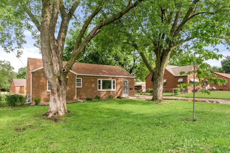 1725 Grand Avenue, West Des Moines, IA 50265 - #3