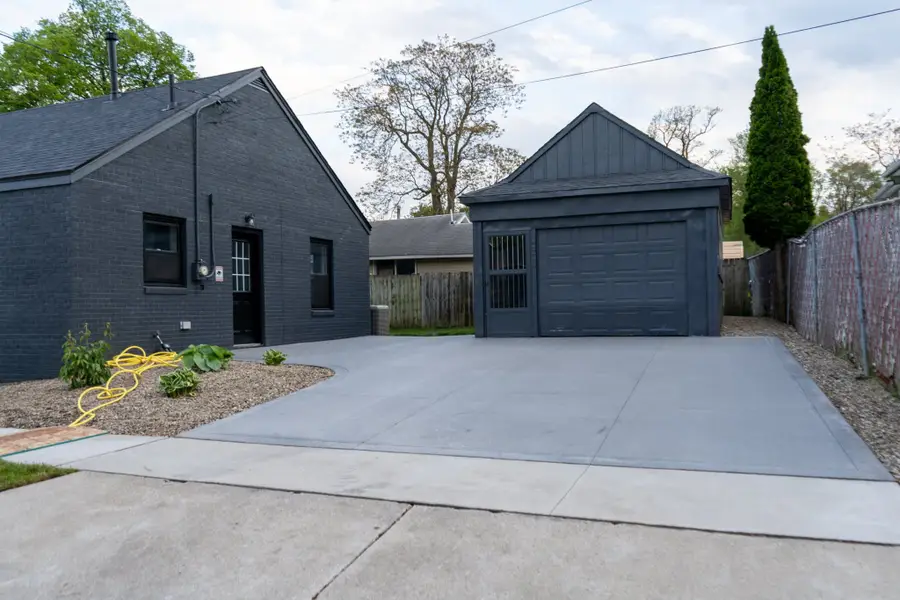 3120 Amherst Street, Des Moines, IA 50313 - #3