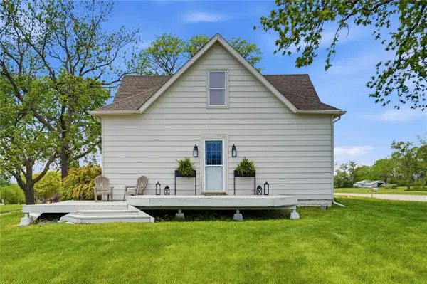 31168 Ashworth Road, Waukee, IA 50263
