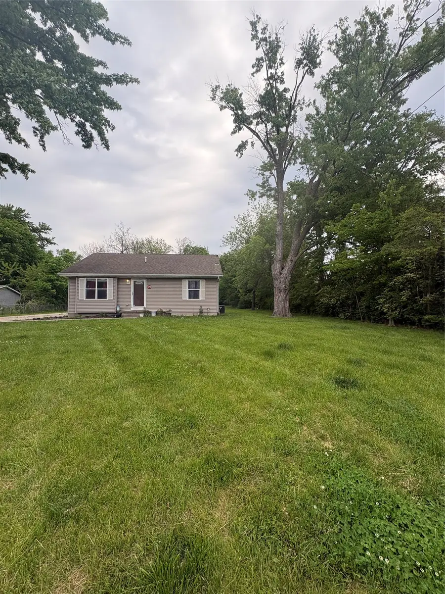 346 E Titus Avenue, Des Moines, IA 50315 - #2