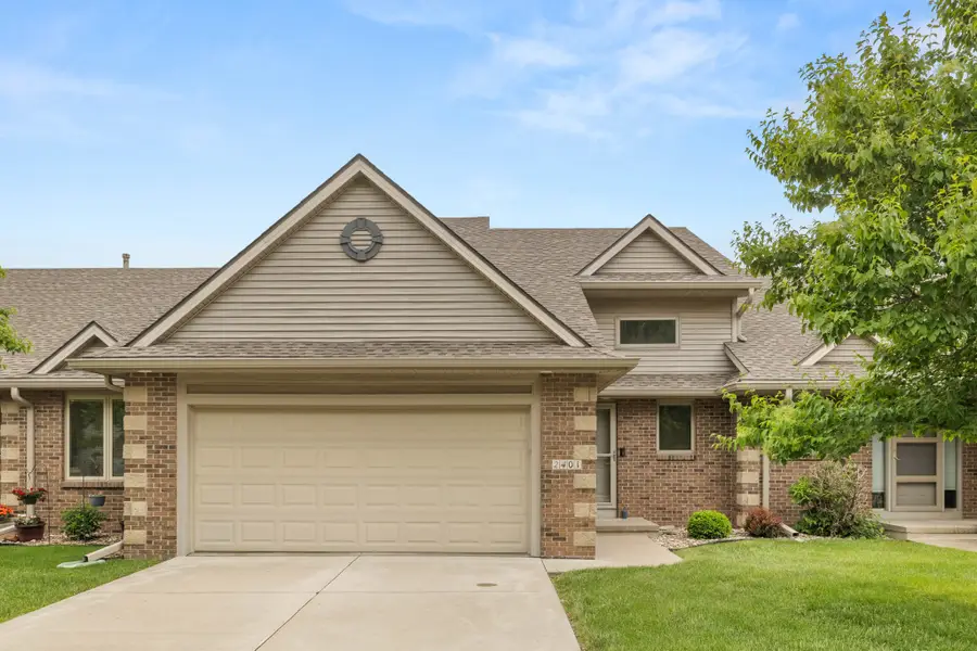 2401 NW 162nd Lane, Clive, IA 50325 - #3