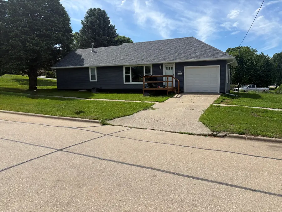 404 North Street, Guthrie Center, IA 50115 - #2
