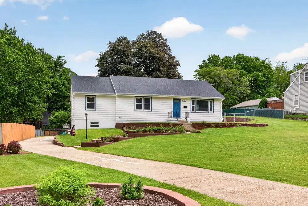 2701 56th Street, Des Moines, IA 50310 - #1