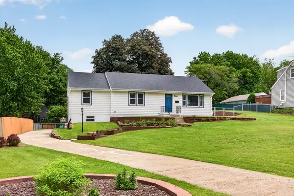 2701 56th Street, Des Moines, IA 50310