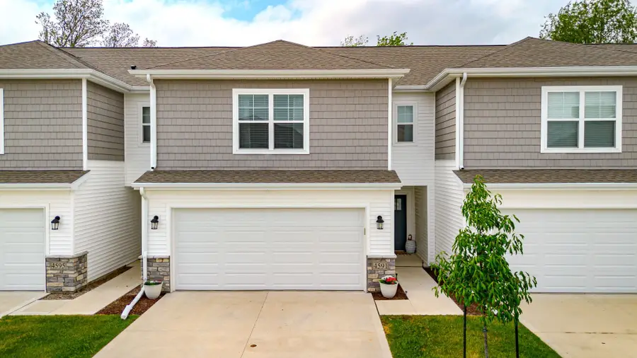 4591 SE Ember Lane, West Des Moines, IA 50265 - #2