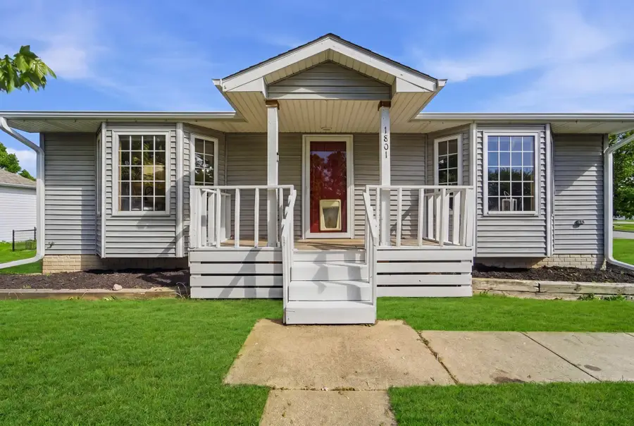 1801 W Cheyenne Court, Polk City, IA 50226 - #3