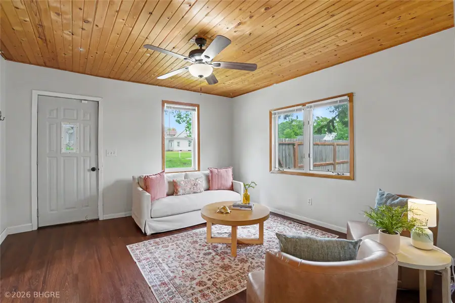 405 W 1st Avenue, Indianola, IA 50125 - #3