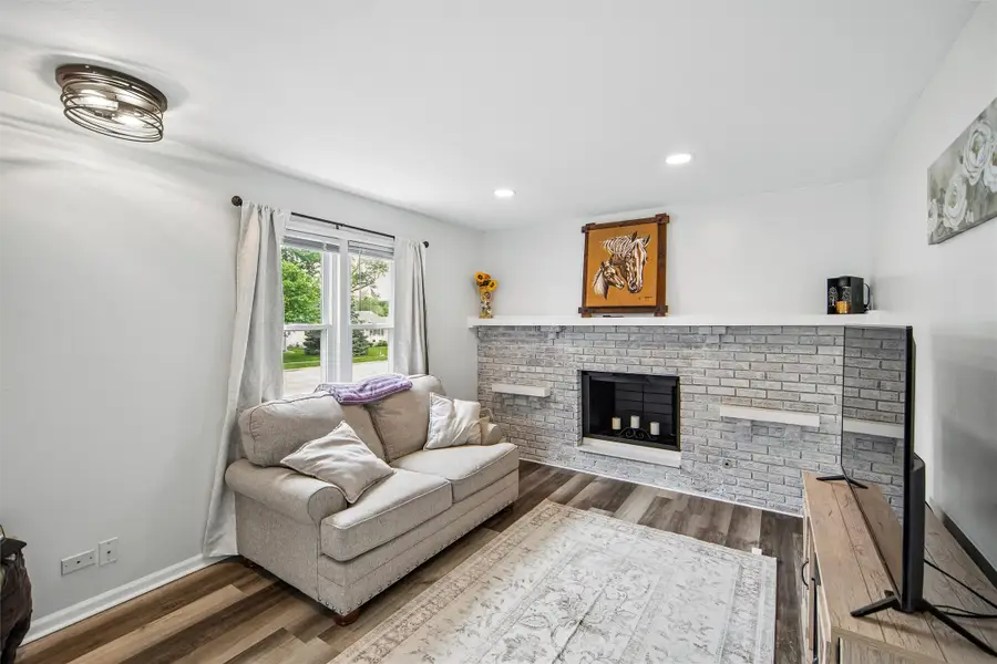 609 SW Cherry Street, Ankeny, IA 50023 - #2
