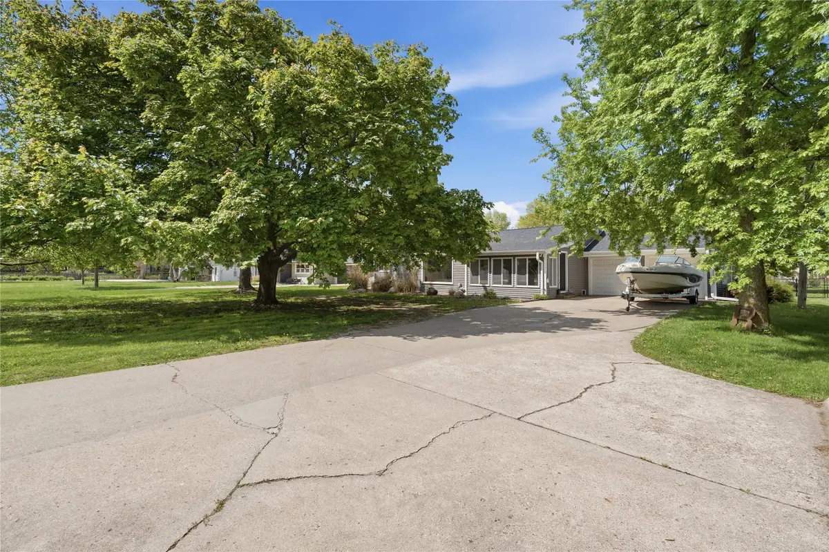 1417 Ashworth Road, West Des Moines, IA 50265 - #1