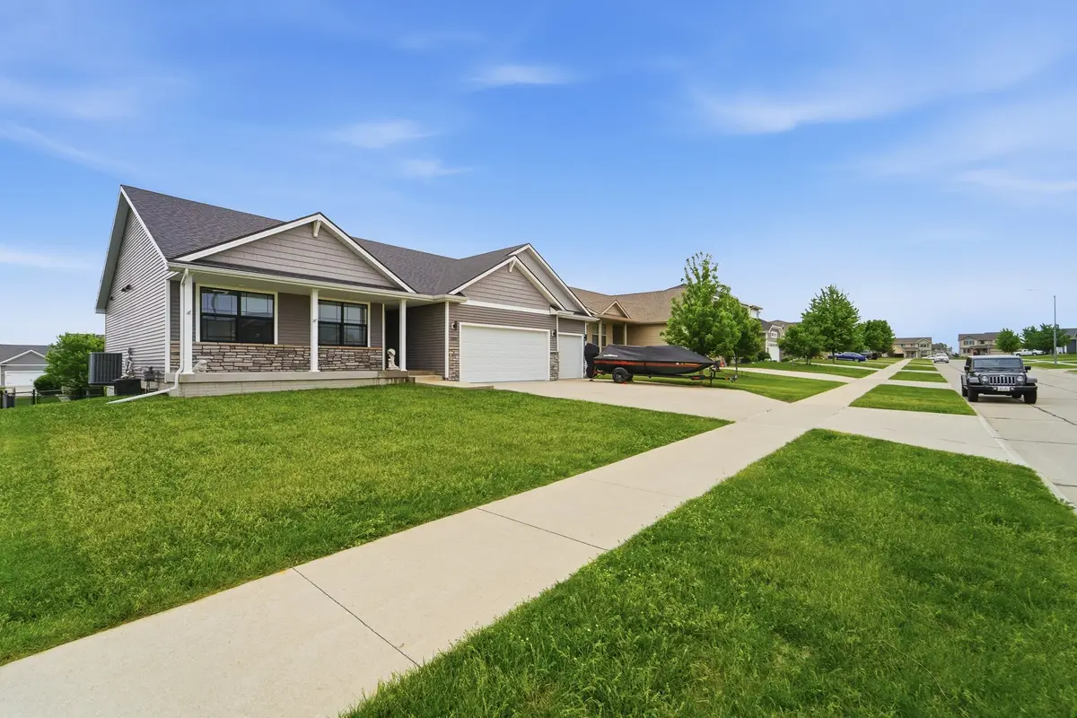 1305 NW Sunset Lane, Grimes, IA 50111 - #1