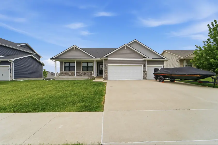 1305 NW Sunset Lane, Grimes, IA 50111 - #2