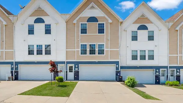 1218 SE Village View Lane, Ankeny, IA 50021