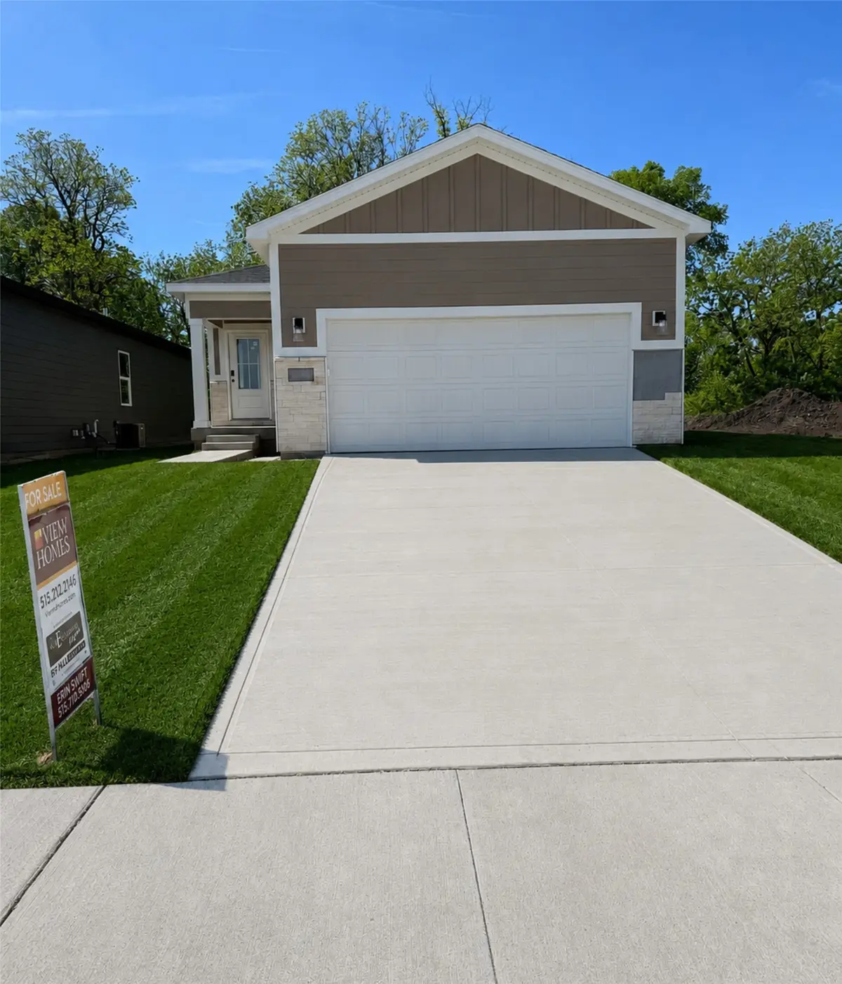 1052 NW Macarthur Lane, Waukee, IA 50263 - #1
