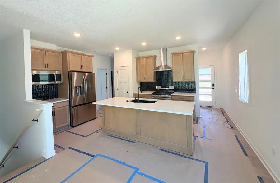 1044 NW Macarthur Lane, Waukee, IA 50263 - #2