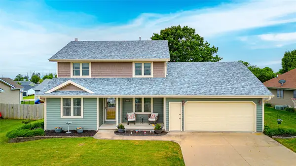 2417 N 7th Avenue Place E, Newton, IA 50208