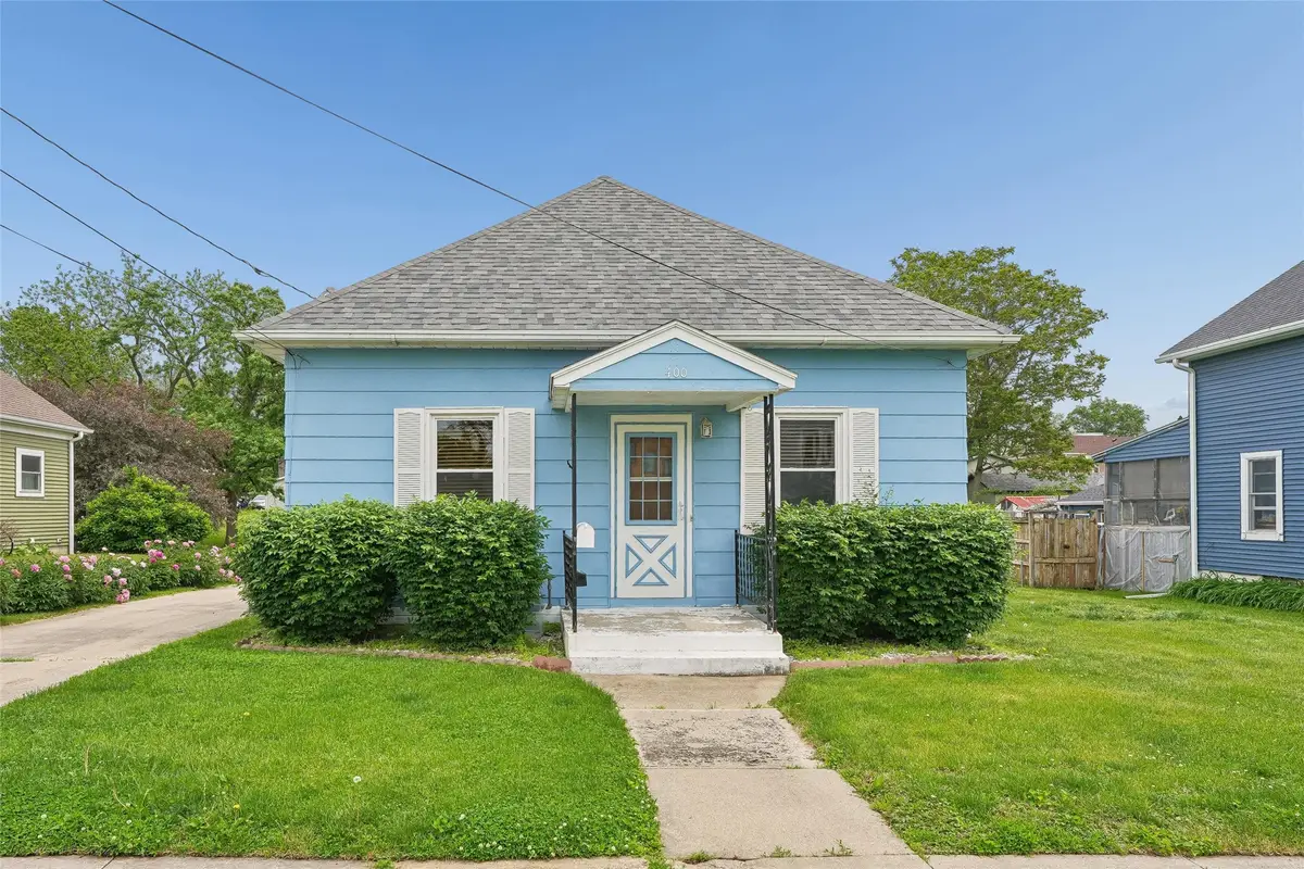 400 E 3rd Street S, Newton, IA 50208 - #1
