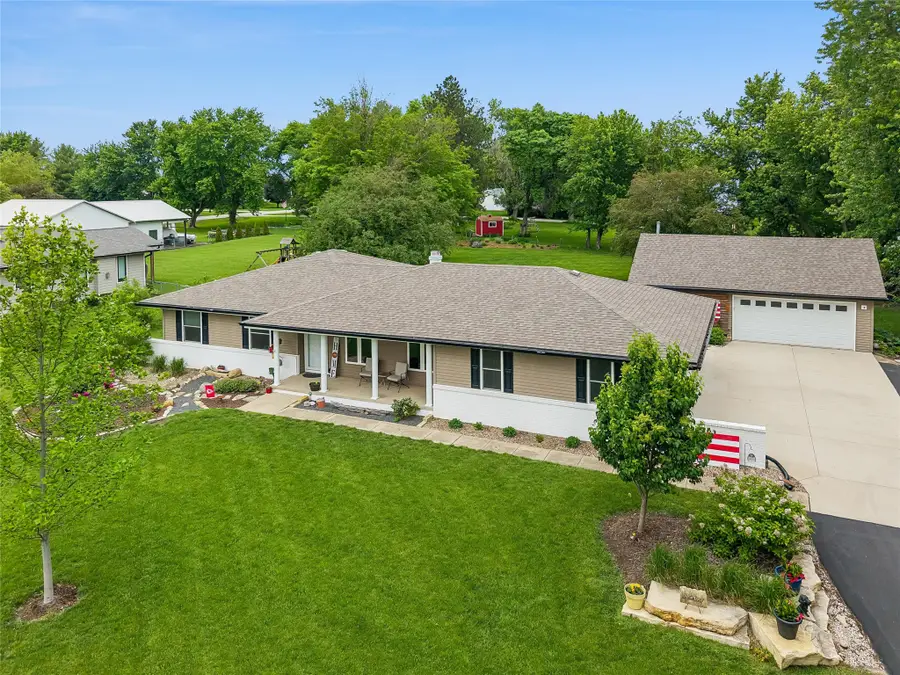 10633 NW 106th Avenue, Granger, IA 50109 - #2