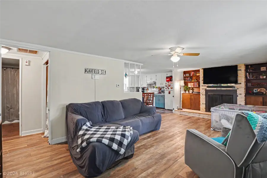 706 S Gholson Street, Knoxville, IA 50138 - #3